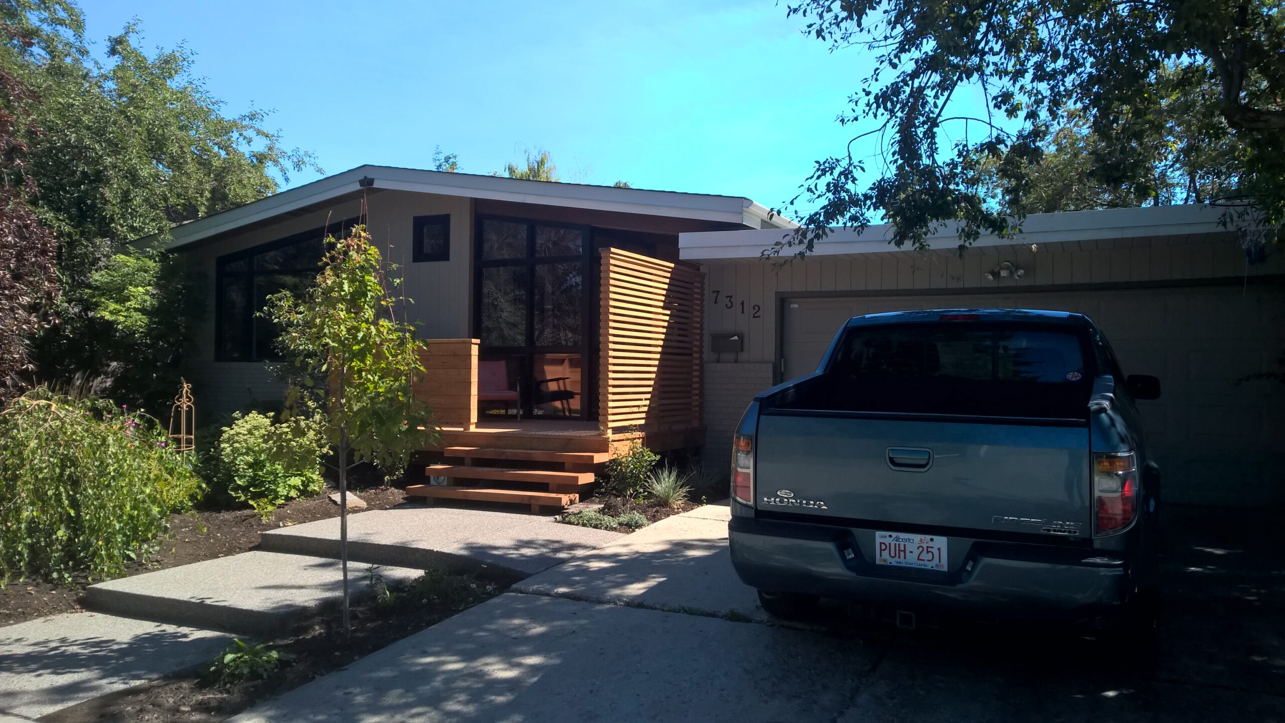 WP_20150808_12_04_52_Pro Dan Harmsen family home calgary alberta